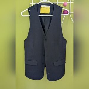 Small men's vest